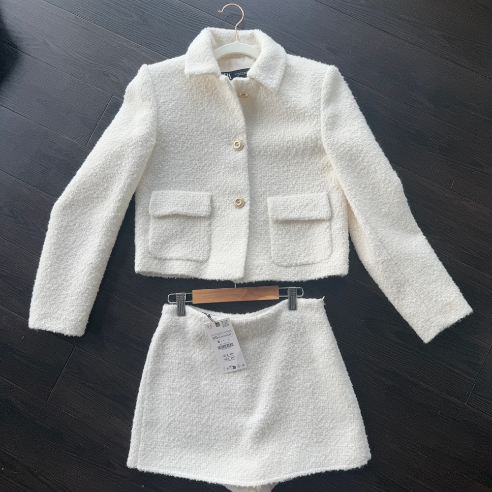 NWT Chic White Bouclé Jacket and Skort Set
